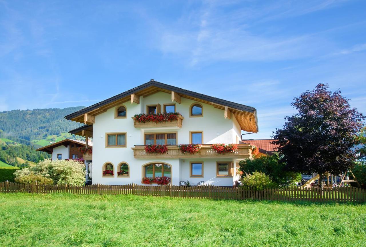 Appartement-Gaestehaus Ursula Flachau Ngoại thất bức ảnh