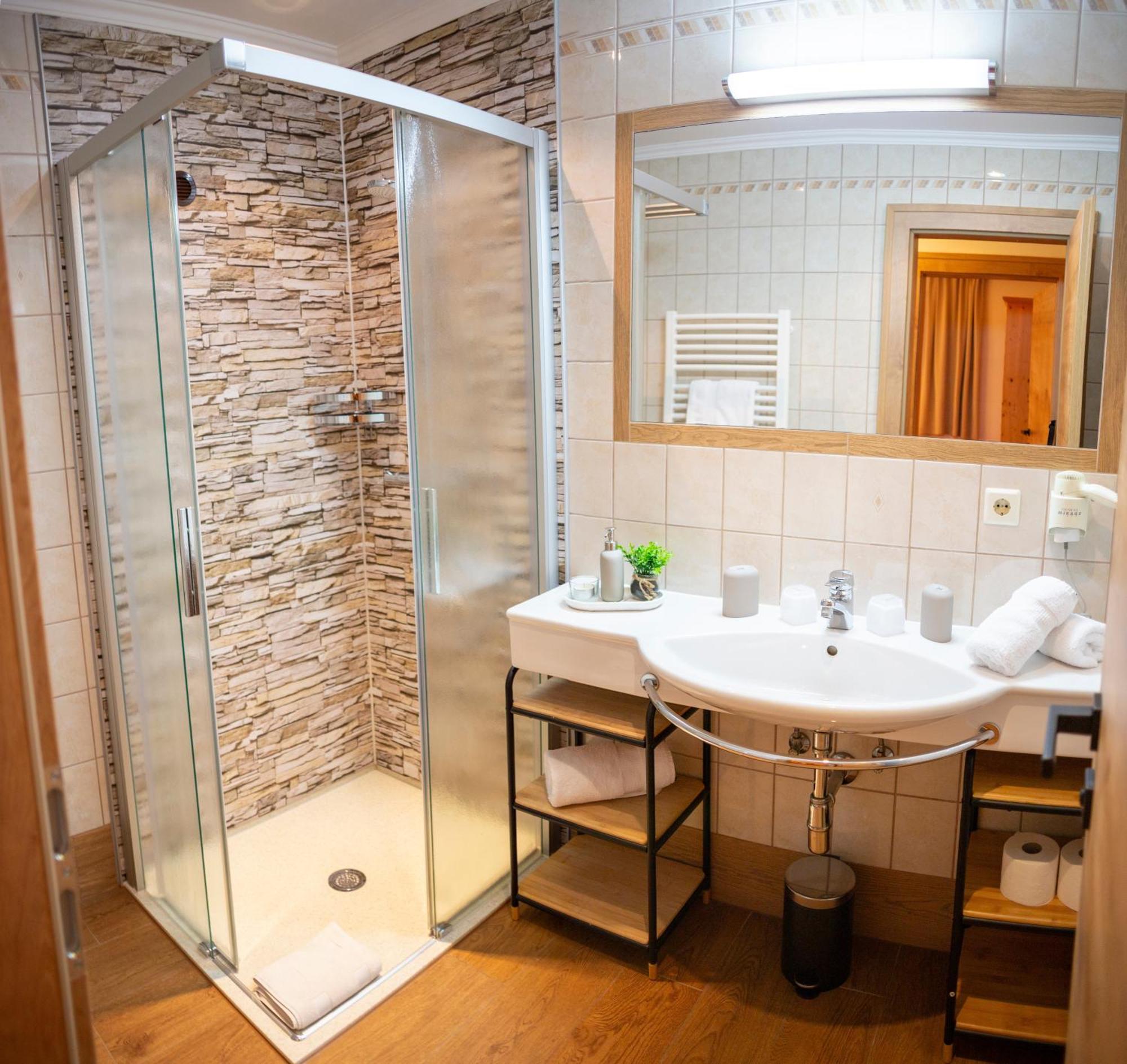 Appartement-Gaestehaus Ursula Flachau Ngoại thất bức ảnh