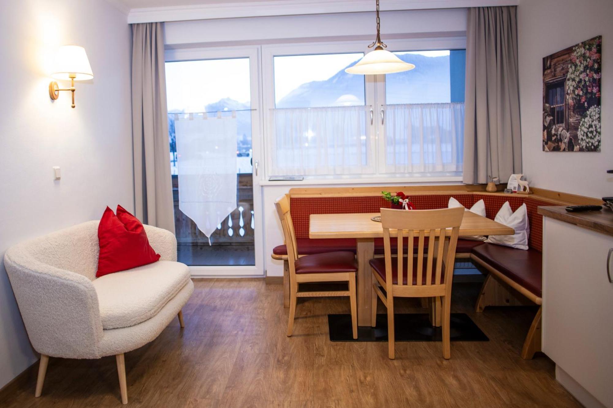 Appartement-Gaestehaus Ursula Flachau Ngoại thất bức ảnh
